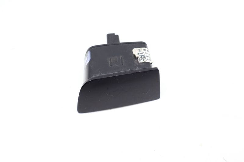 Side View Mirror Lane Change Assist Light 95B953039 — Used (SKU 700075)