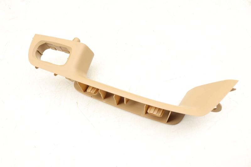 Door Panel Armrest / Switch Trim 95B867162 — Used (SKU 517017)