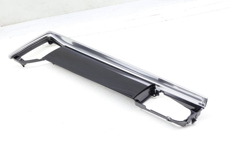 Dash Trim / Bezel 95B857224AA — Used (SKU 664312)