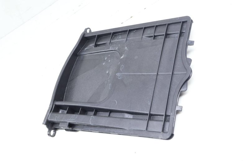 Engine Air Filter Box / Filter Housing (LOWER Side COVER) 95B129607B — Used (SKU 700580)