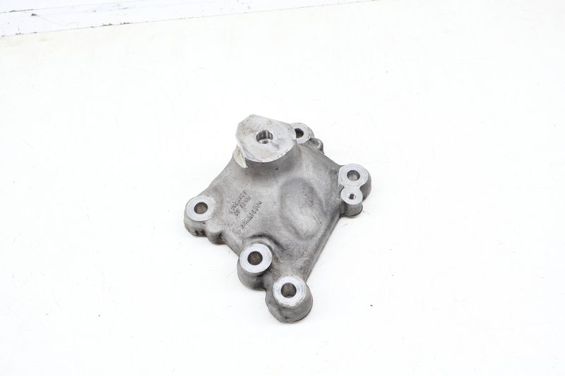 Engine Mount Bracket 94611521131 — Used (SKU 700477)
