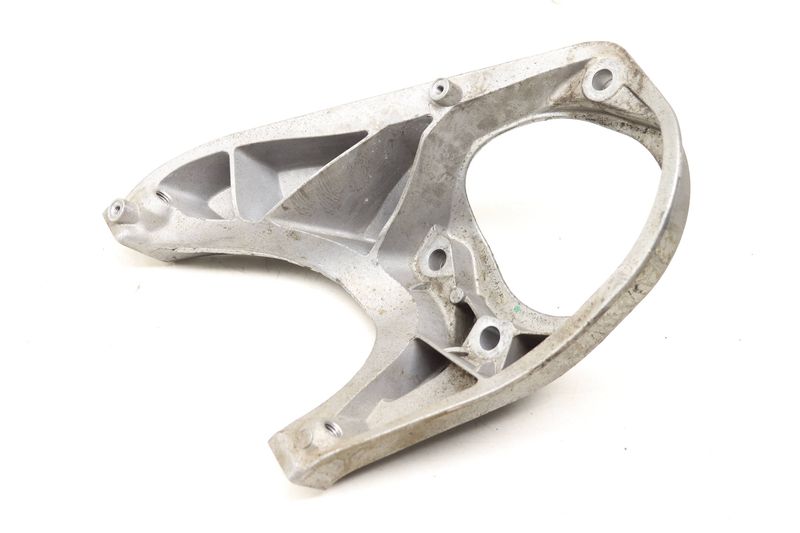 Engine Mount Bracket 95B399332B — Used (SKU 495940)