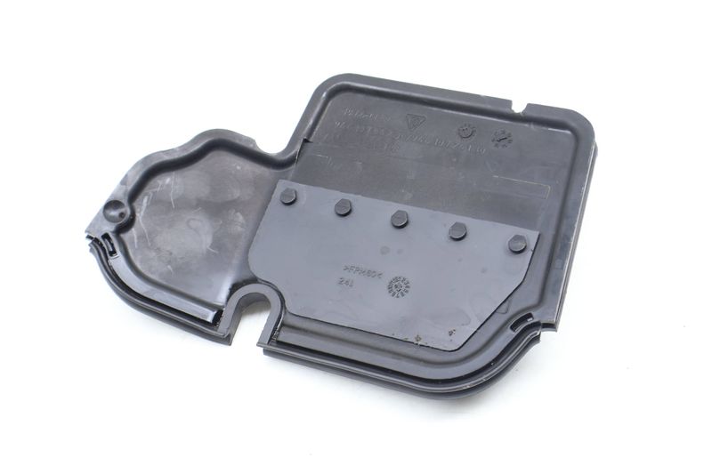 Engine Oil Filler Plate / Cover 94610724130 — Used (SKU 700579)