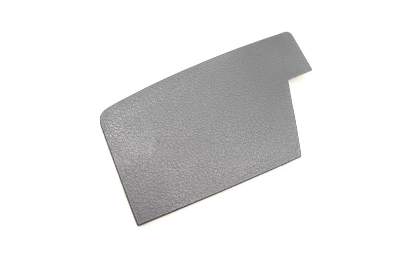 Trunk Trim / Cover 95B863280 — Used (SKU 517101)