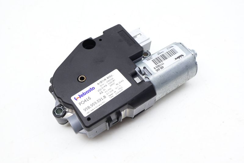 Sunroof / Sun Roof Motor 95B959591B — Used (SKU 700364)