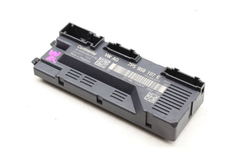 Trunk Lid Control Module
 7P5959107E — Used (SKU 495439)