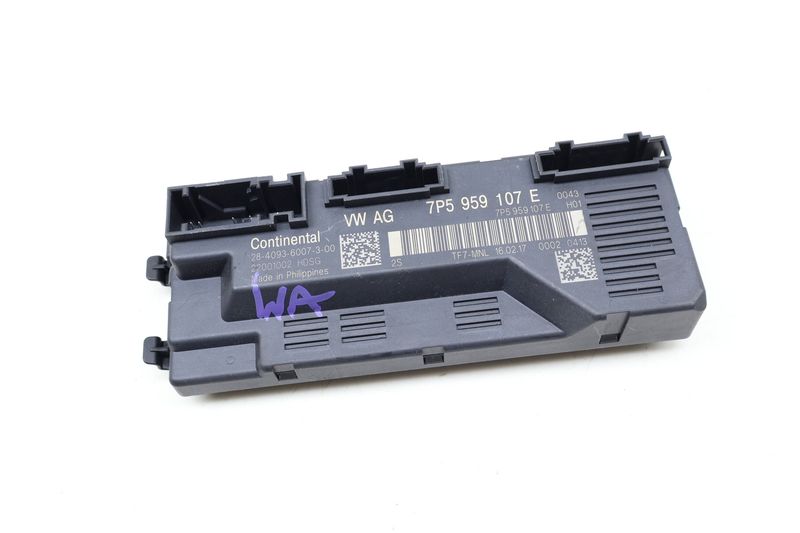 Trunk Lid Control Module
 7P5959107E — Used (SKU 700022)
