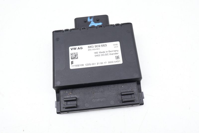 Voltage Stabilizer Control Module 8K0959663 — Used (SKU 700015)
