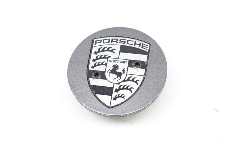 Wheel Center Cap 95B601151 — Used (SKU 700080)