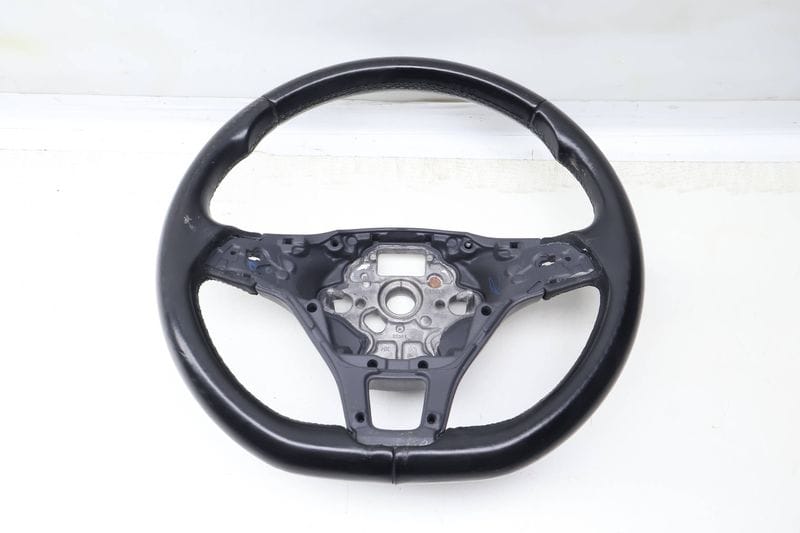 3-SPOKE Leather Steering Wheel 5GM419091BM — Used (SKU 633192)