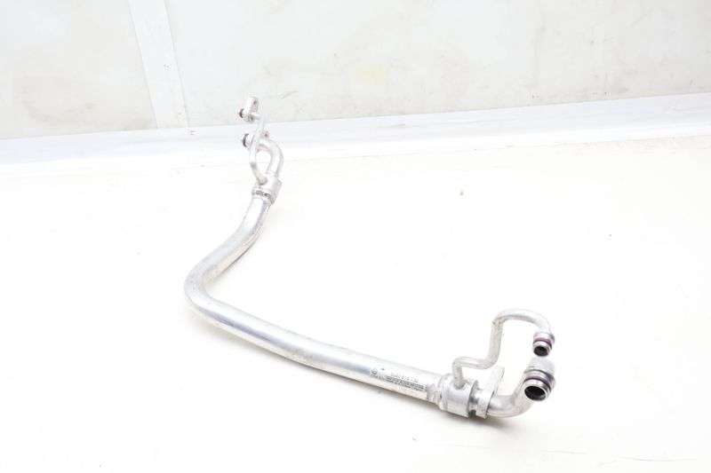 AC Hose / Line / Pipe 5QM816738 — Used (SKU 627915)