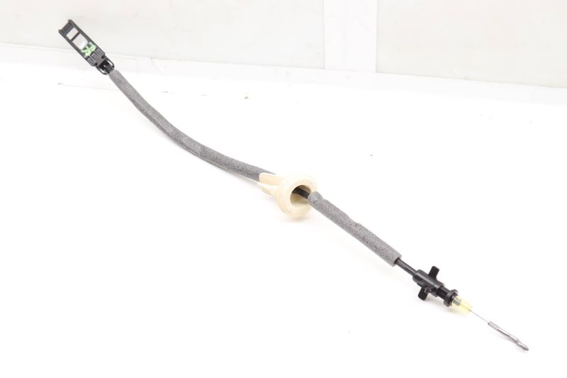Interior Door Handle Release / Bowden Cable 5G4837085B — Used (SKU 569623)