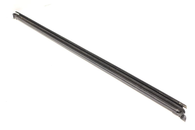 Inner Door / Window Slot Seal 5GM837480B — Used (SKU 488302)