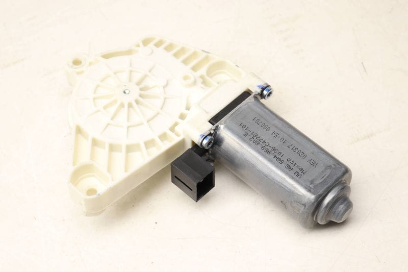 Window Lifter Motor 5Q4959802B — Used (SKU 534186)