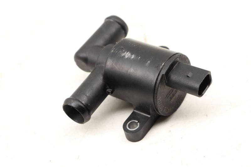 Heater Control Valve Unit 4H0121671D — Used (SKU 488544)