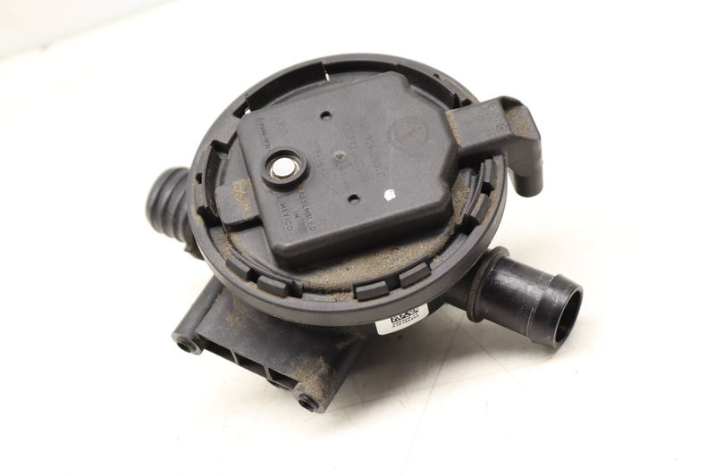 Leak Detection Pump / Pressure Switch 5Q0906253C — Used (SKU 516851)