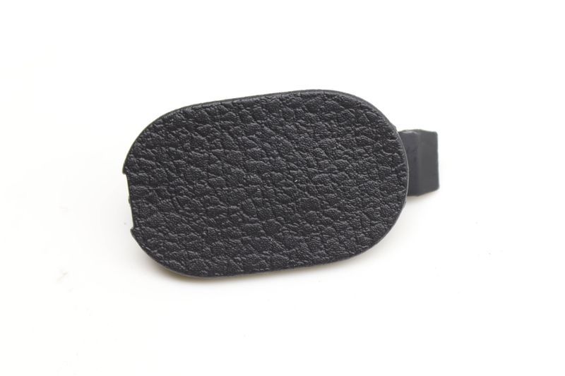 Center Console Screw Cap / Cover 5GM863359 — Used (SKU 569803)