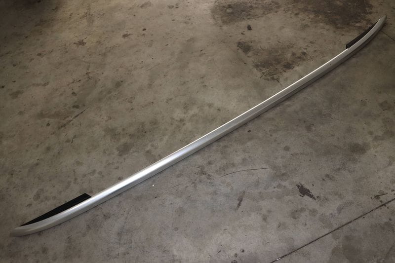 Roof Rail 5G9860043D — Used (SKU 516964)
