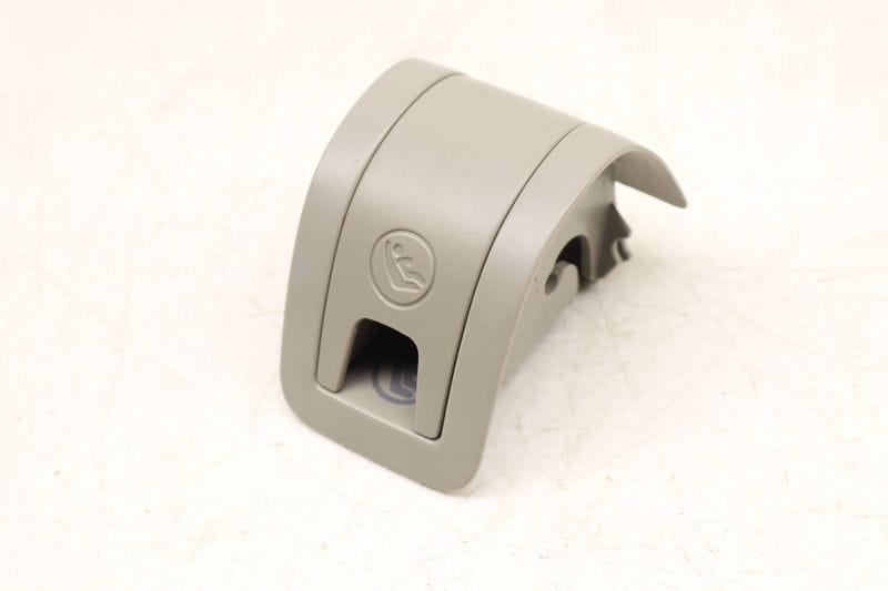 Child Seat Safety Latch Trim / Cover 5GM887233A — Used (SKU 534013)