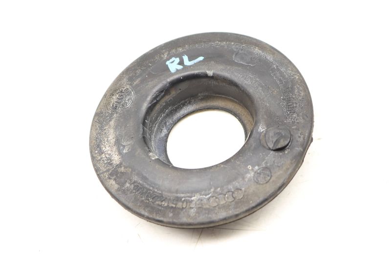 Lower Spring Rubber Mount 5Q0512297D — Used (SKU 516959)