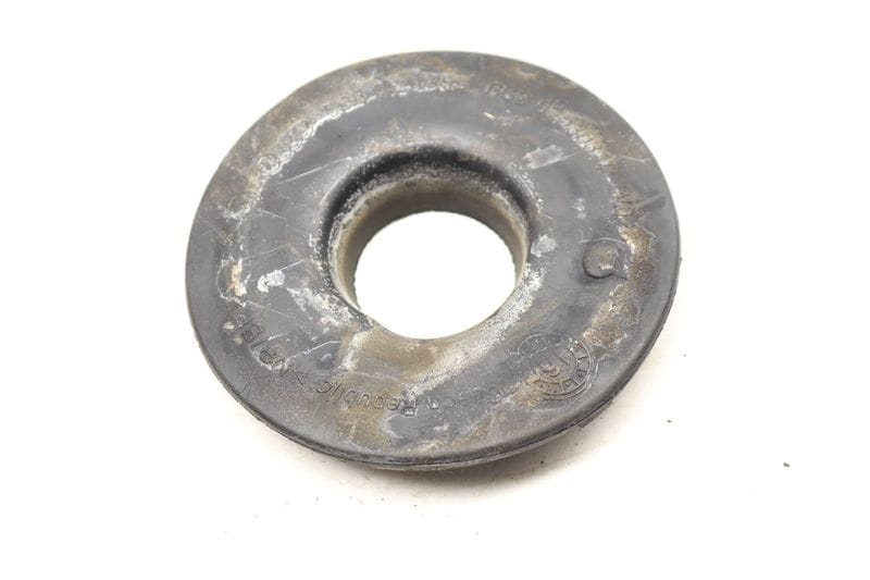 Upper Spring Rubber Mount 5Q0512149A — Used (SKU 516958)