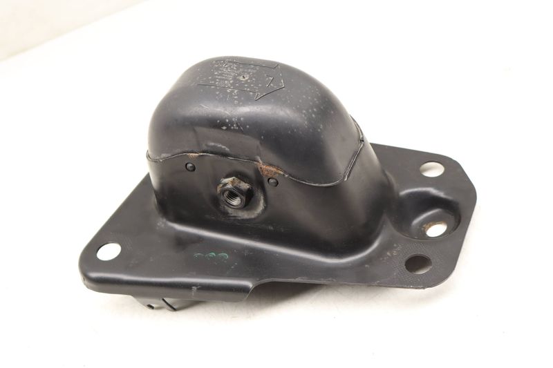 Trailing Arm Bracket / Cover 1K0505129L — Used (SKU 534350)