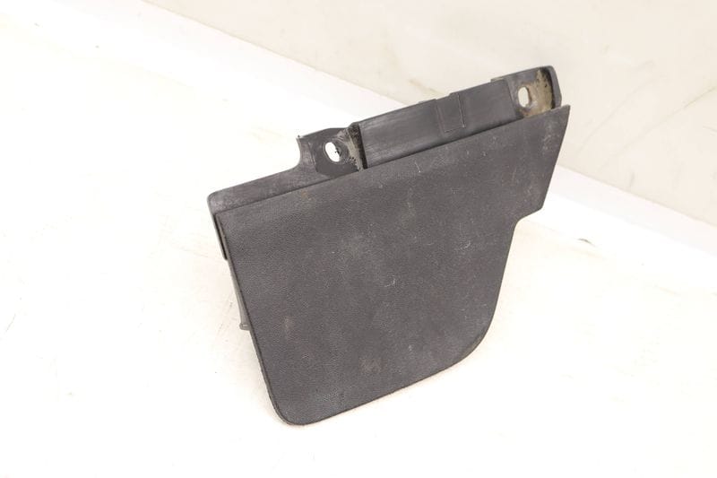 Wheel Spoiler / Mud Flap (FRONT) 5G0854858 — Used (SKU 534304)