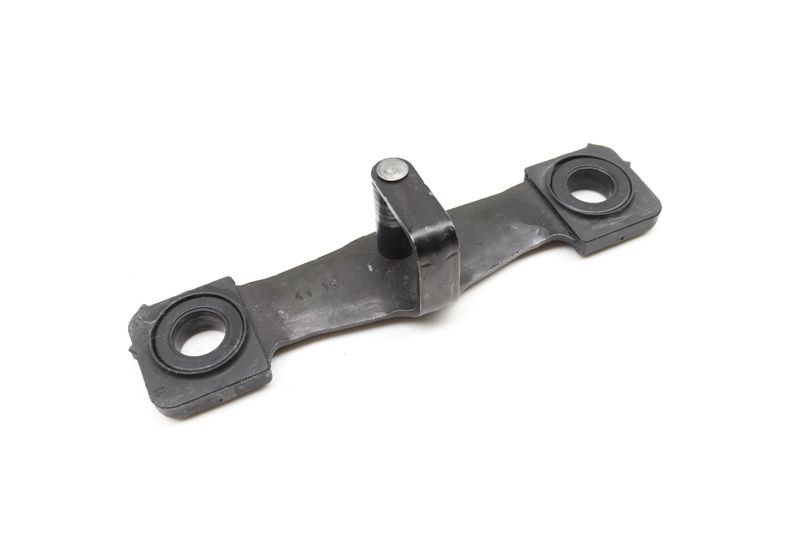 Trunk Latch Striker Plate 5G0827517D — Used (SKU 569777)