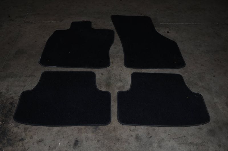 Carpet Floor Mat Set 5GM864435 — Used (SKU 628206)