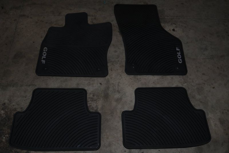 Rubber All-Weather Floor Mat Set (GOLF) 5G1061550 — Used (SKU 628207)