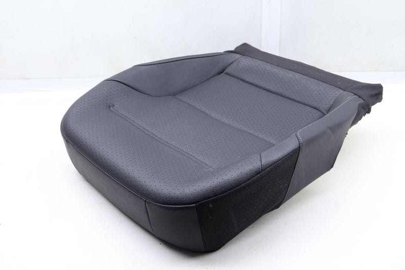 Lower Seat Bottom Cushion 5GM881406F — Used (SKU 633385)