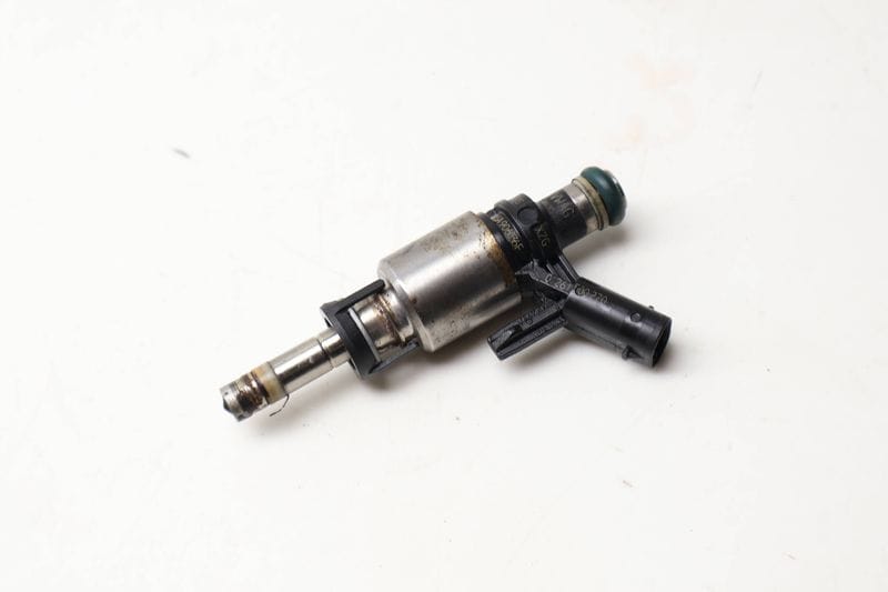 Fuel Injector 06A906036F — Used (SKU 628036)