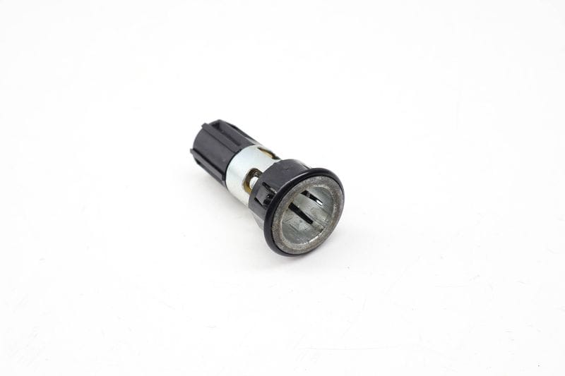 12V Power Outlet Socket w/ Cover 1K0919309 — Used (SKU 725808)