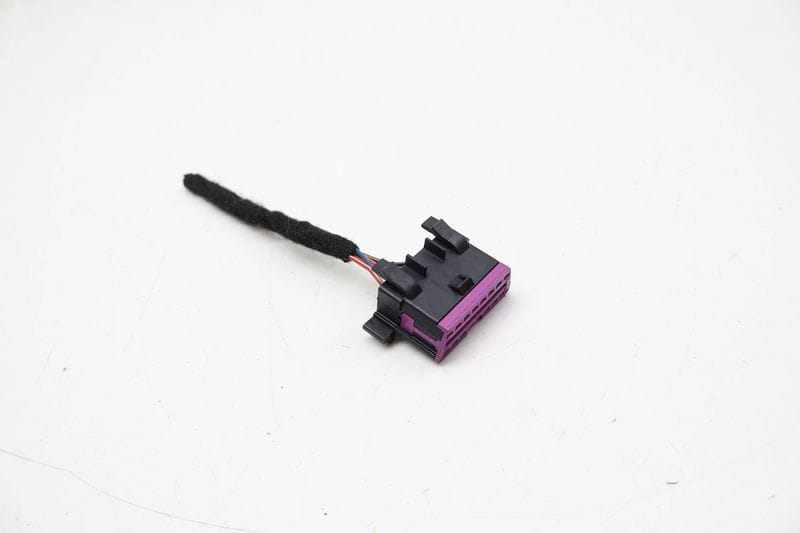 16-PIN Obd-II Diagnostic Port Connector / Pigtail 3A0972695A — Used (SKU 725828)