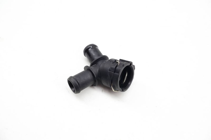 Coolant Flange / Quick Adapter 5Q0122291AB — Used (SKU 726236)