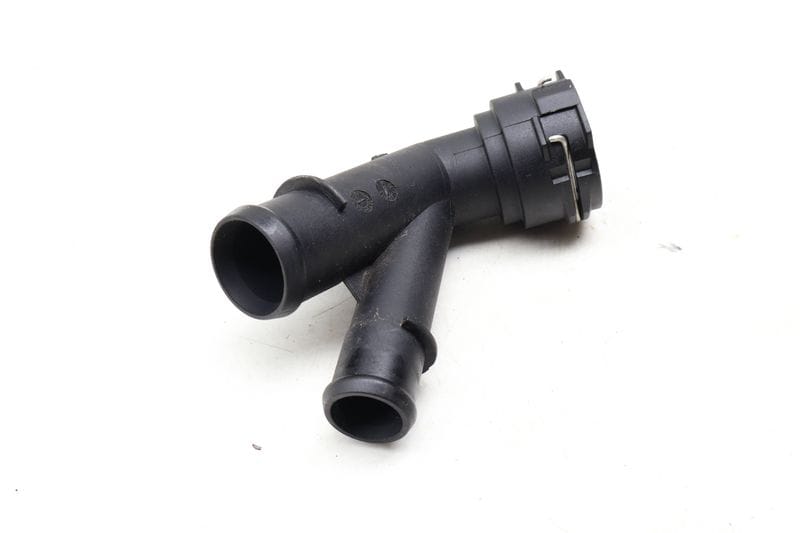 Coolant Flange / Quick Adapter 5Q0122291DA — Used (SKU 661138)
