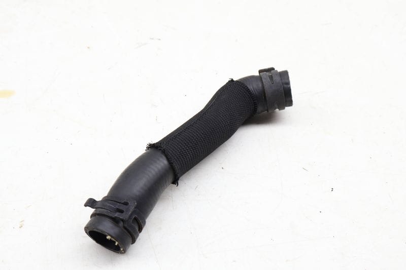 Coolant Hose / Line 5Q0122157AB — Used (SKU 661132)