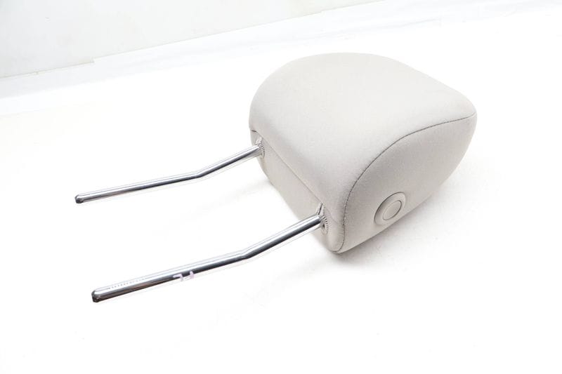 Headrest / Head Rest (CLOTH) 5GM881903 — Used (SKU 660683)
