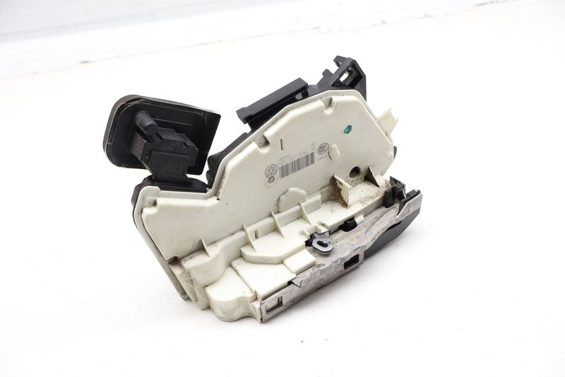 Door Latch / Lock Actuator 5GM837016C — Used (SKU 726010)