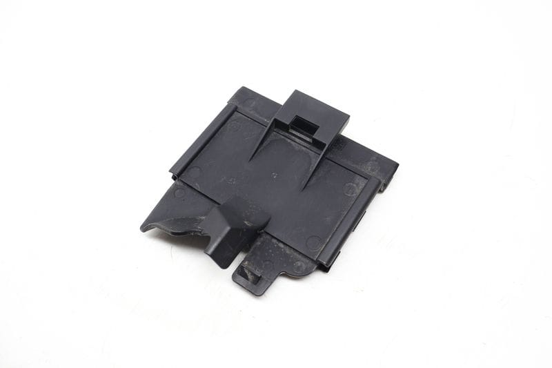 Fuse Box End Plate / Bracket 5Q0927165G — Used (SKU 725881)