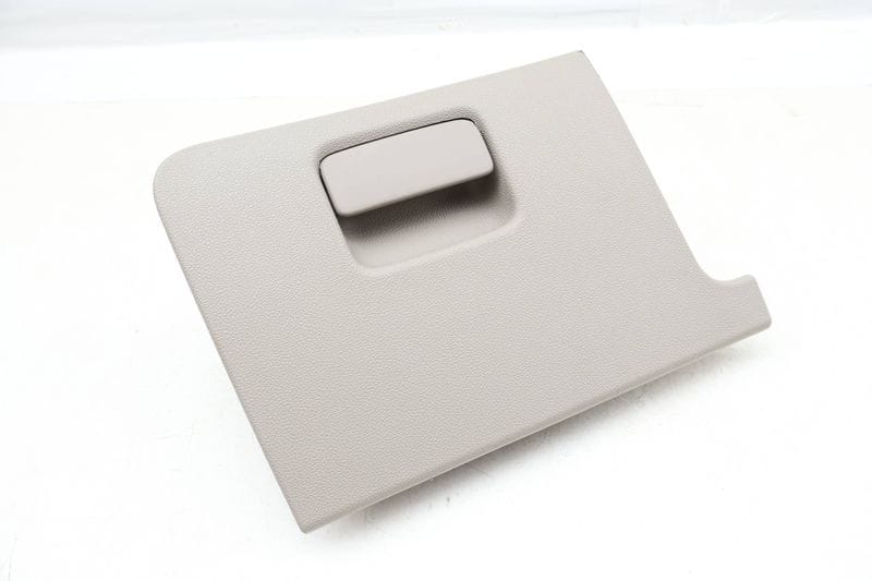 Dash Storage Bin / Tray 5GM857919C — Used (SKU 660691)