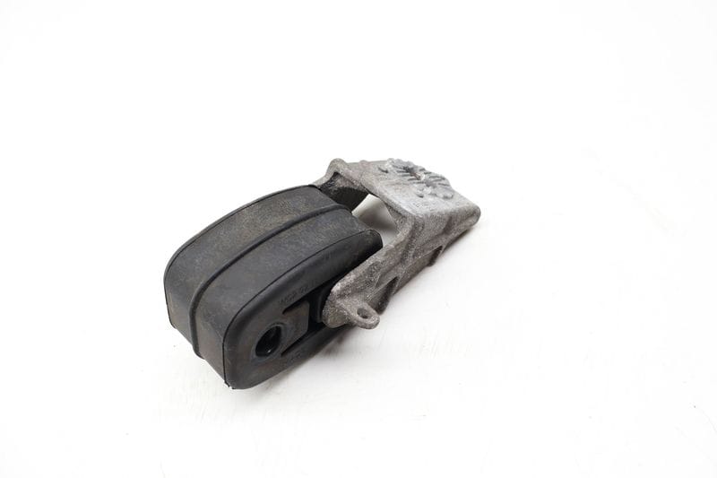 Exhaust Hanger / Mount / Bracket 5Q0253144M — Used (SKU 725882)
