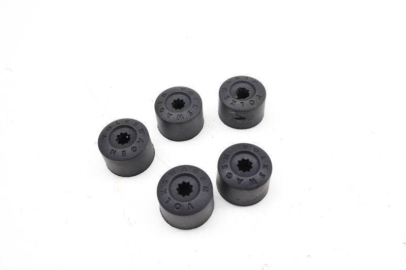 Lug Nut / Bolt Cover / Cap Set (5) 1K0601173 — Used (SKU 725933)