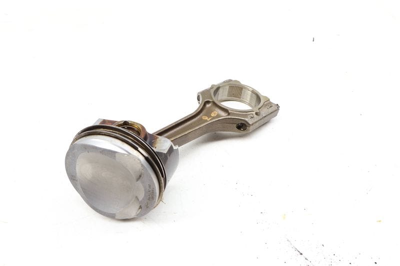 Piston / Connecting Rod 06L107065AS — Used (SKU 661080)