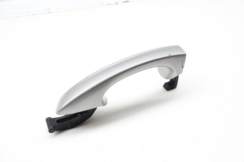 Exterior Door Handle 5GM837205 — Used (SKU 725969)