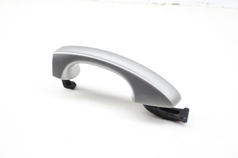 Exterior Door Handle 5GM837205 — Used (SKU 725970)