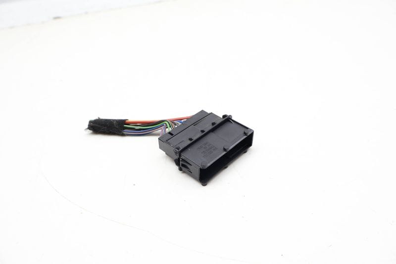 Door Wiring Harness Connector / Pigtail (19-PIN) 5G0937722 — Used (SKU 725830)