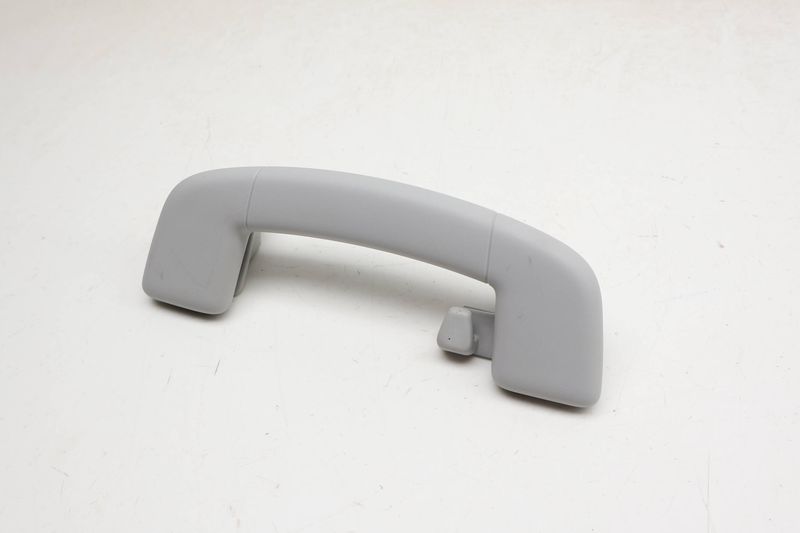 Grab Handle 5G9857643A — Used (SKU 725779)