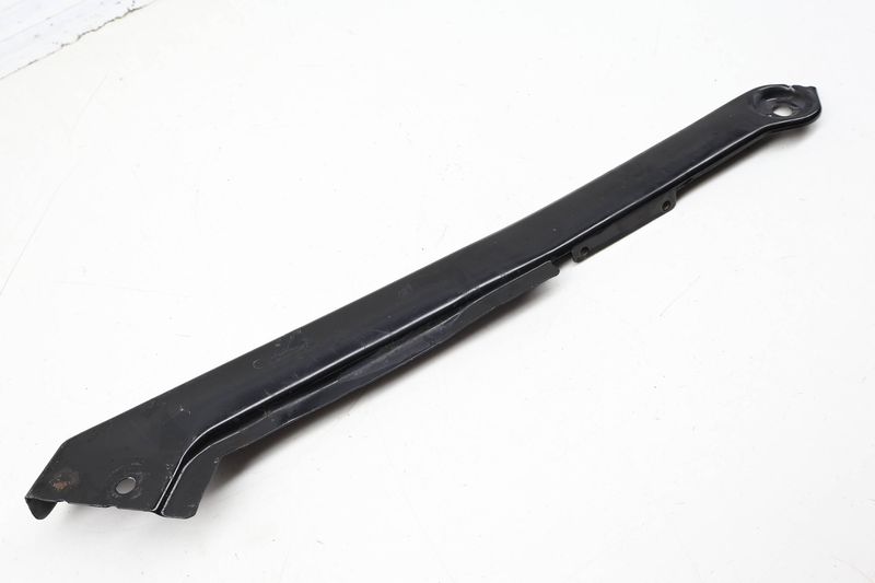 Upper Core Support Mount / Bracket 5GM805932 — Used (SKU 726126)