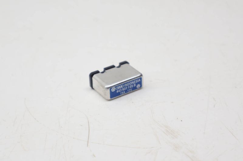 Thermal Fuse / Relay (15 AMP) 443937105B — Used (SKU 725851)